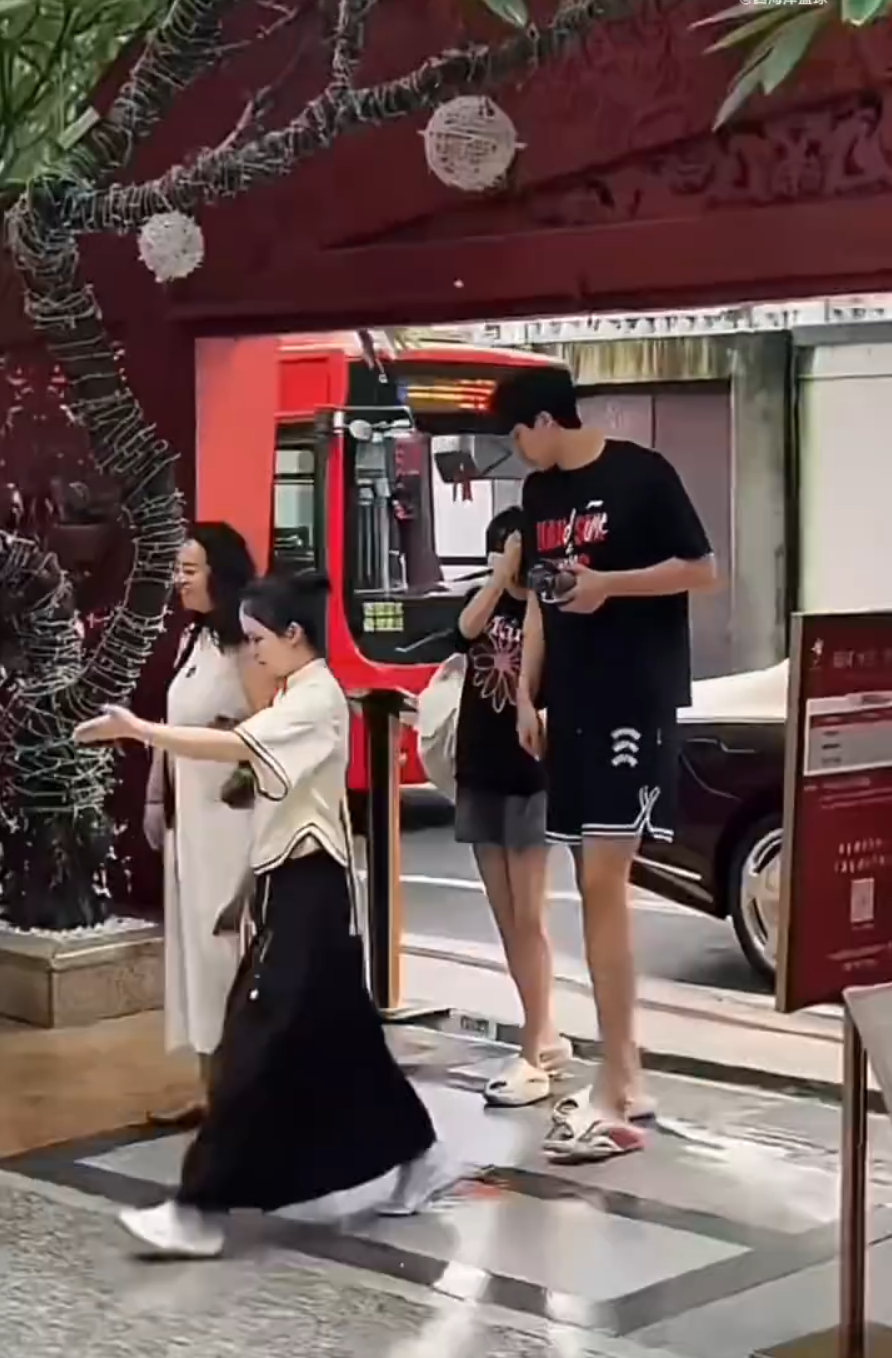 终于可以看, Bzibr, 杨瀚森女友