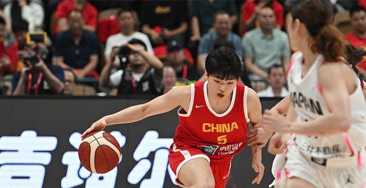 篮板, 王佳琦在