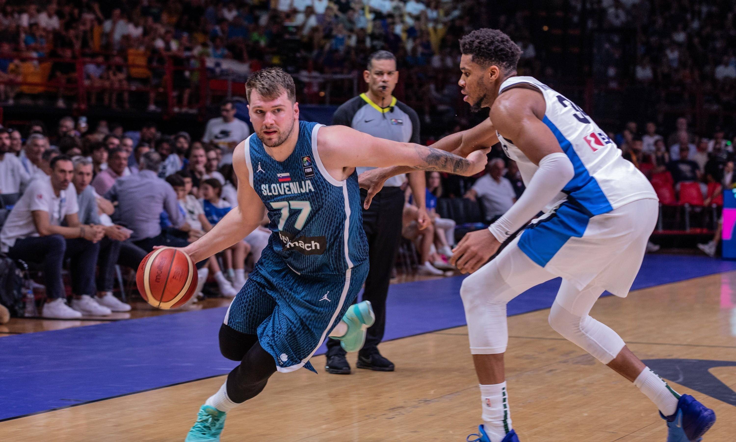 球队一般都, 涯得面对的, 阿德托昆博